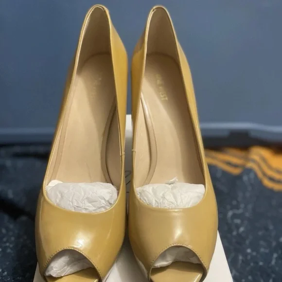 Nine West Glossy Tan Peep-Toe Heels - Picture 2 of 8